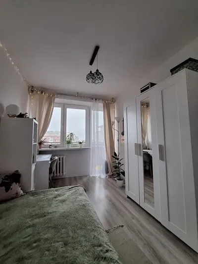 Wynajmę pokój z balkonem blisko centrum - miniatura 2
