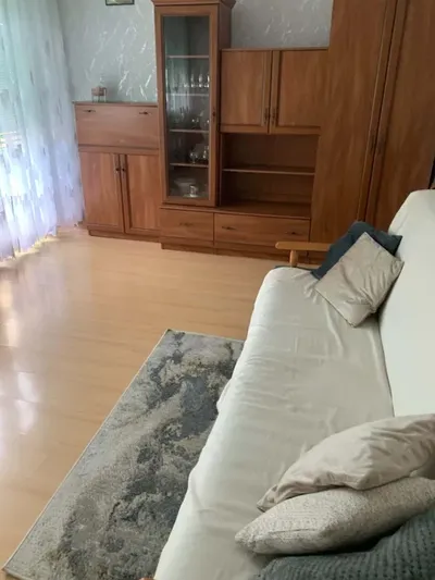 Wynajmę kawalerkę we Wrocławiu - miniatura 3