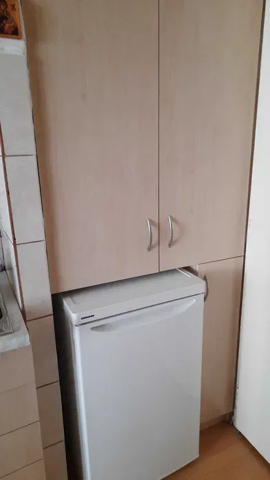 Wynajmę kawalerkę, od zaraz, uczciwej 1 osobie, najlepiej spokojnej studence/studentowi, czyste, przy ul. Ostrobramskiej. Bardzo dobra lokalizacja. - miniatura 4