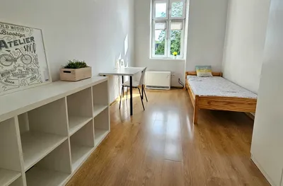 Dwupokojowe, osobna kuchnia - Kraków Stare Miasto - miniatura 2