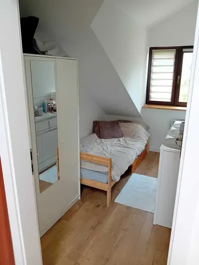 Wynajmę 4-pokojowe mieszkanie kilometr od Rynku Głównego w Krakowie - miniatura 2