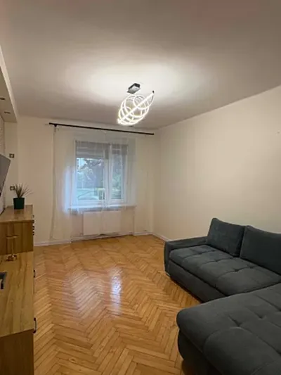 Odświeżone | 2 pokoje | Katowice Koszutka (ul. Misjonarzy Oblatów 23) | Ogrzewanie miejskie | Parter - miniatura 2