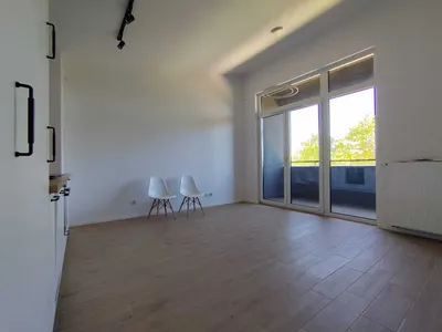 Wynajem Orawska Nowe Bloki 2 pokoje z balkonem - miniatura 4