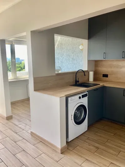 Mieszkanie 36 m | Balkon | Widok | Po remoncie | Od września - miniatura 5