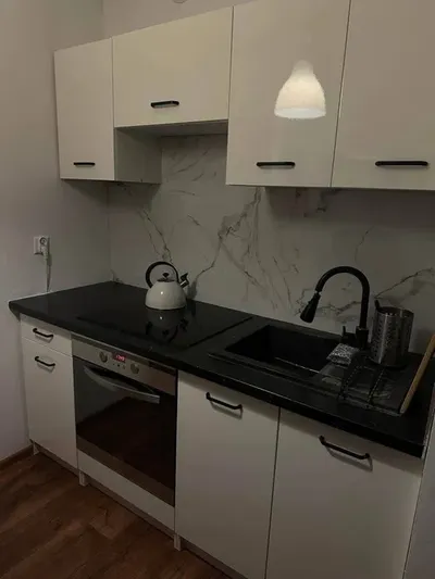 Kawalerka na wynajem Okilickiego Kraków - miniatura 3