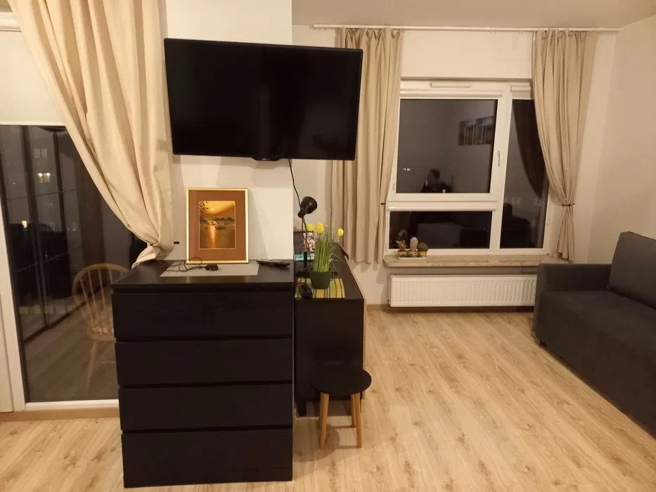 Wynajmę kawalerkę - 1/4