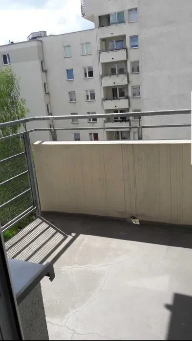 Wynajmę pokój umeblowany z balkonem na oś. Oświecenia ul. Bohomolca - miniatura 5