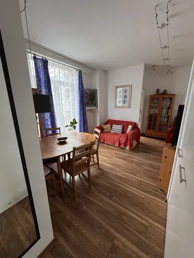 Ciche 2 pokoje z kuchnią w samym centrum - miniatura 2