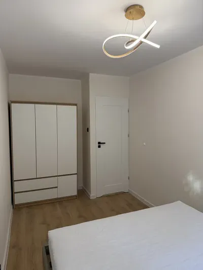 Mieszkanie 2 pokoje 37,5 m² po remoncie, Bródno, 10 min do metra - miniatura 5