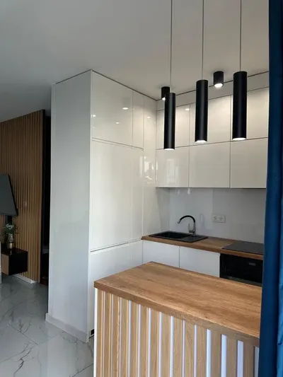 Do wynajęcia 2 pokojowe mieszkanie 40 m2 z prywatnym ogródkiem, Bemowo, ul.Szeligowska 59 - miniatura 2