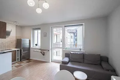 * Jasna kawalerka, balkon, komórka - Towarowa 10, BRAK PROWIZJI - miniatura 2