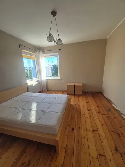 Mieszkanie 3 pokojowe w domu dwurodzinnym - miniatura 2