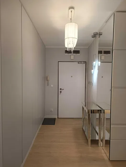 Komfortowe 4 pokojowe mieszkanie na Bandurskiego - 1/8