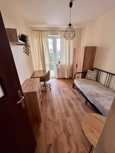 3500zł, 3 pokojowe, umeblowane, od zaraz. Dobra lokalizacja: Ruczaj (Lipińskiego 13), oferta właściciela.