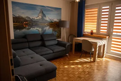2 pokojowe mieszkanie, osobna kuchnia, przy metrze Imielin. 50m2 - miniatura 2