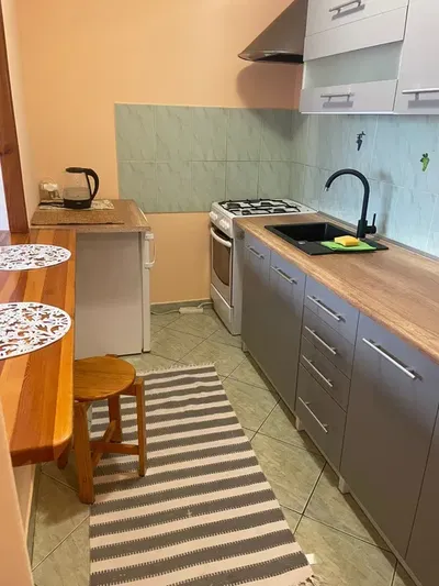 Słoneczna kawalerka - miniatura 2