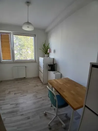 Mieszkanie do wynajęcia – Kraków, Mały Płaszów, ul. Myśliwska - miniatura 3