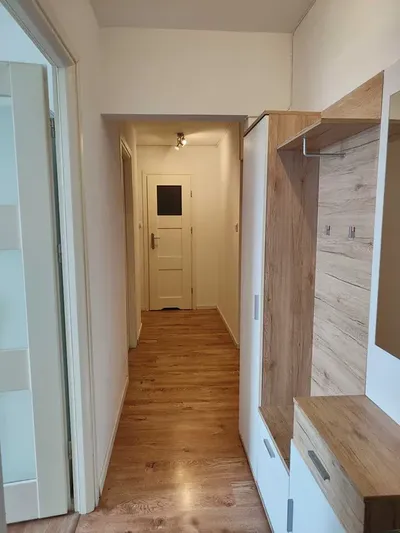 Pokój przy metro Wawrzyszew (2min pieszo), po remoncie, od zaraz - miniatura 3