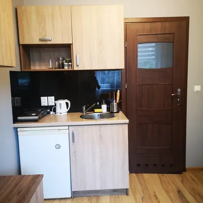 Kawalerka Zabłocie 16m2 w dom jednorodzinnym - miniatura 2