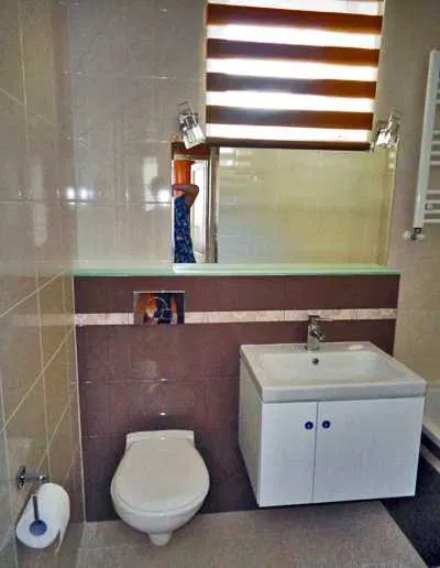 Duże, jasne pokoje, świetna lokalizacja, w pełni wyposażone. Bez pośredników - miniatura 4