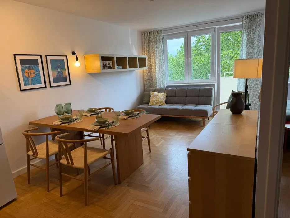Gdynia Śródmieście | 2 pokoje | blisko SKM | balkon | winda | widok na zieleń - 1/8