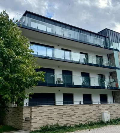 2 NOWE POKOJE DLA STUDENTEK MEDYCYNY – Opole, ul. Targowa 18, klimatyzacja, wspólny salon, duży taras - miniatura 3