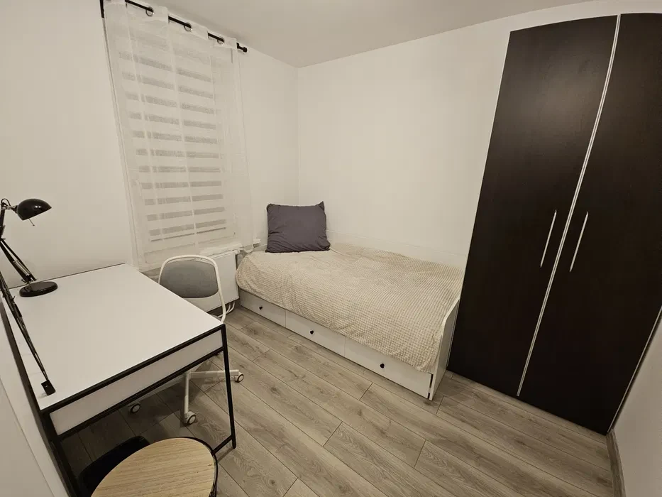 REZERWACJA Duży pokój blisko centrum - Katowice - 1/6