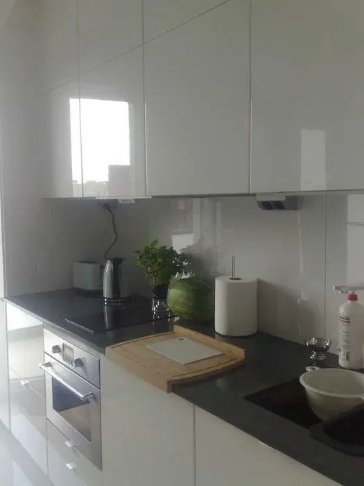 Śródmieście, ciche po rem. - 1/2