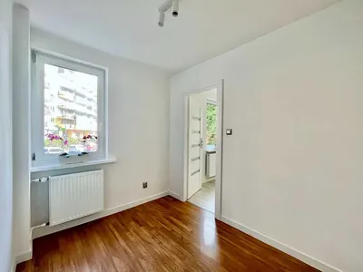 Tomcia Palucha, Ursus - 3 pokoje z oddzielną kuchnią - miniatura 4