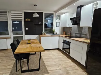 2 pokoje 47 m²| Klima| Balkon |Piwnica|Koneser|Metro|bez prowizji