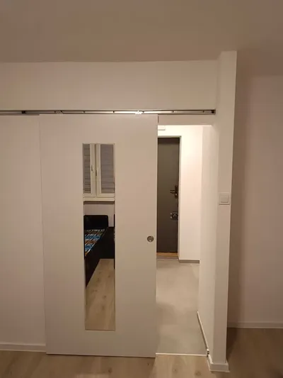 Kawalerka Praga Południe-Grochów do wnajęcia - miniatura 4