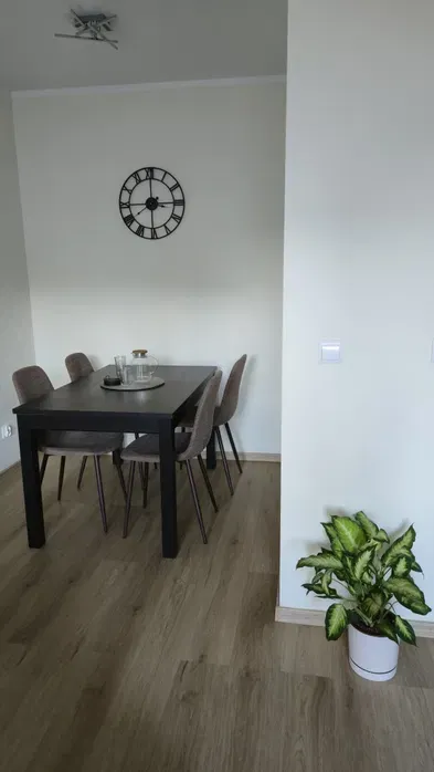 Kawalerka 32m2 METRO Bemowo, garaż, internet, winda, wyposażona- od zaraz! - miniatura 3