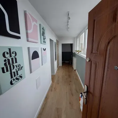 Kawalerka Gdańsk Leczkowa duża przestrzeń i przedsionek na galerii, pralka i suszarka dobre wyposażenie wynajmę - miniatura 4