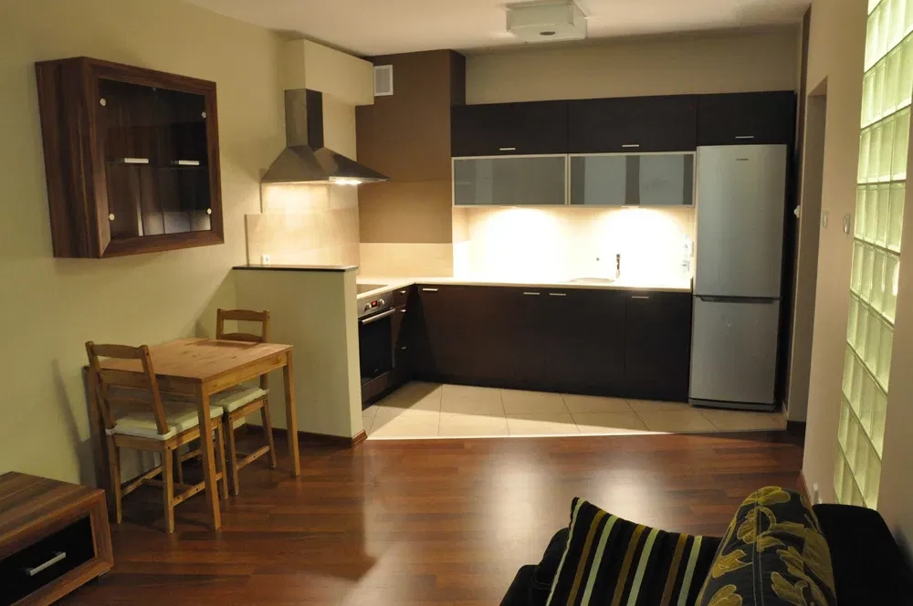 38 m² – nowoczesne, 100% urządzone! Garaż w cenie – Bemowo/Jelonki - 1/8
