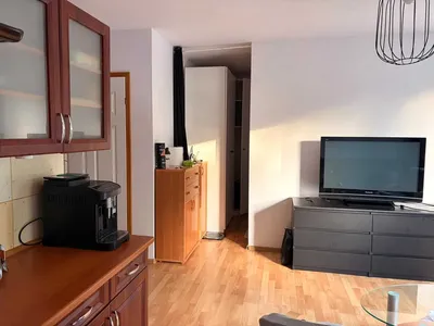 Mieszkanie 2 pokojowe kawalerka w Gdyni - miniatura 4