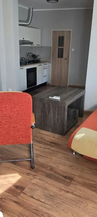 Mini kawalerka za nieduże pieniądze - miniatura 2