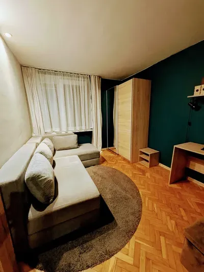 Wynajmę mieszkanie 2 pokojowe z oddziela kuchnia Broniewskiego Warszawa - miniatura 2