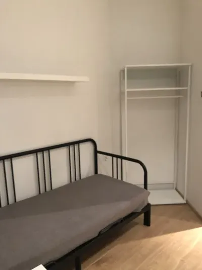 Stare Miasto/Kazimierz ul. Wrzesińska umeblowana kawalerka - miniatura 5