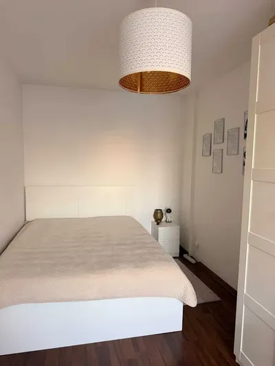 Wynajmę przytulne mieszkanie 2 pokojowe + duży salon z aneksem kuchennym, cicha-spokojna okolica. ul. Sieczna Warszawa - miniatura 3