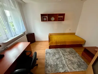 Pietro do wynajecia 3 samodzielne pokoje. kuchnia, lazienka, Parking. Os Drabinianka - miniatura 2