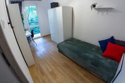Wynajmę pokój z balkonem, blisko UKSW i AWF