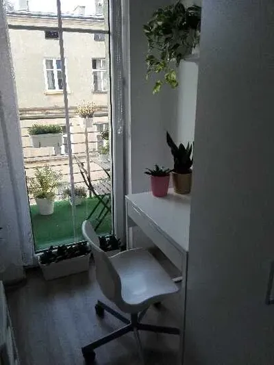 Pokój jednoosobowy z balkonem dla dziewczyny na ul.6 Sierpnia NOWE BUDOWNICTWO