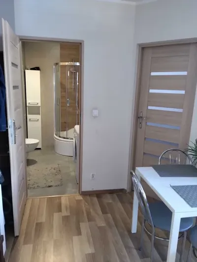 jedna osoba lub para z balkonem Kraków Czyżyny - miniatura 3