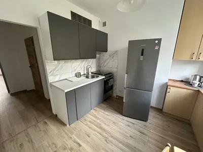 Pokoje na wynajem dla studentek - miniatura 4