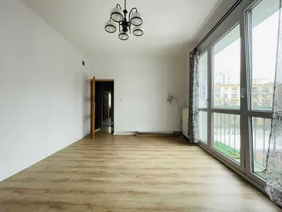 3pok mieszkanie z oddzielną kuchnią, Praga Północ - miniatura 2