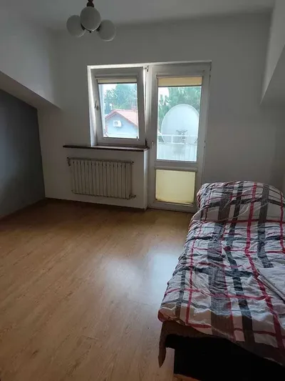 Mieszkanie dla trzech osób - miniatura 2
