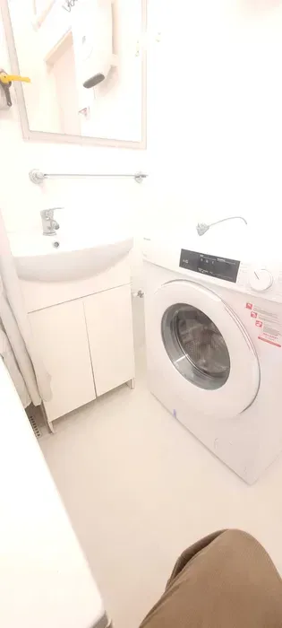 Mieszkanie dla 3 studentek - miniatura 2