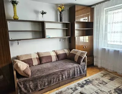 Do wynajęcia 36 m2 - 2 pokoje z oddzielną kuchnią i balkonem, w doskonałej lokalizacji (Warszawa Śródmieście ul.Sienna) - miniatura 2