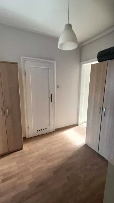 Wynajmę jednopokojowe przy ul. Chocimskiej (Dzielnica Krowodrza), bardzo blisko AGH. - miniatura 3