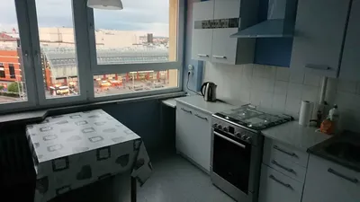 ok.20m Słoneczny pokój na samym PL.Grunwaldzkim z balkonem, od podwórka - miniatura 4